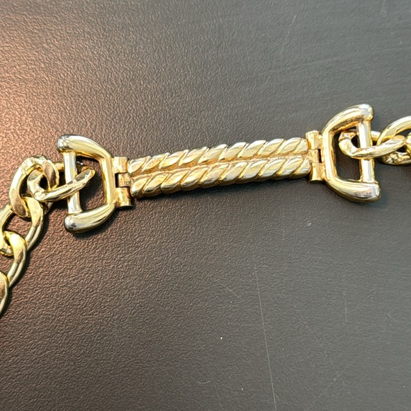 Gucci Shoes - Authentic Gucci Shoe Hardware